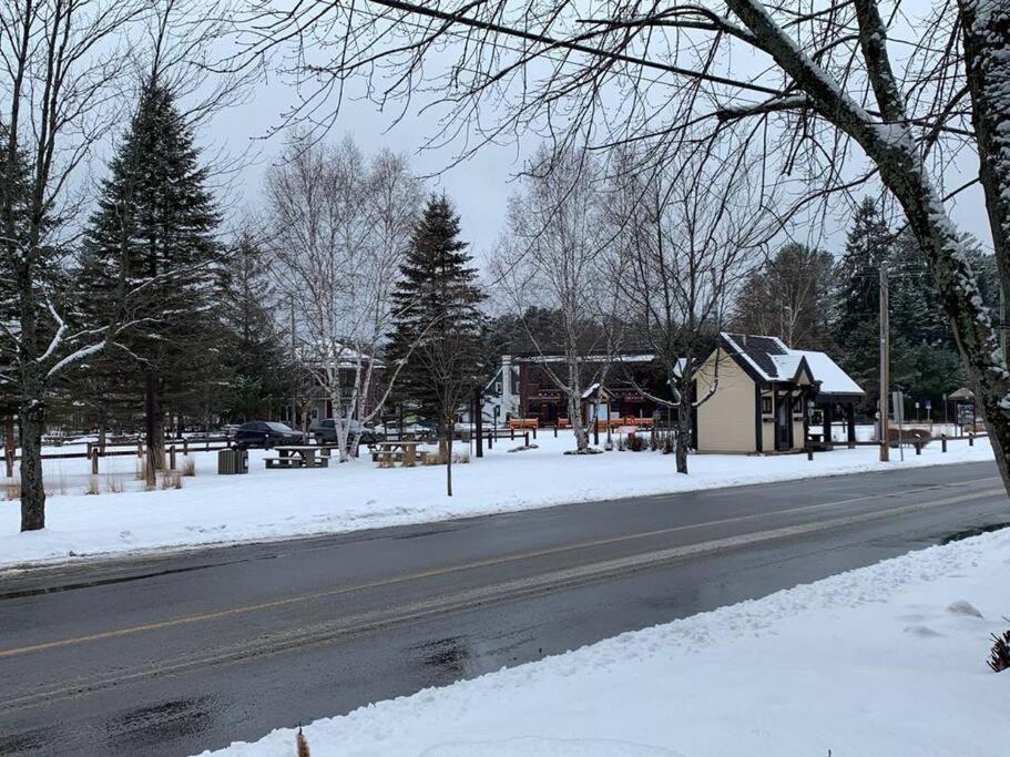 Tremblant Chalet Walking Distance From Activities 몽트랑블랑 외부 사진